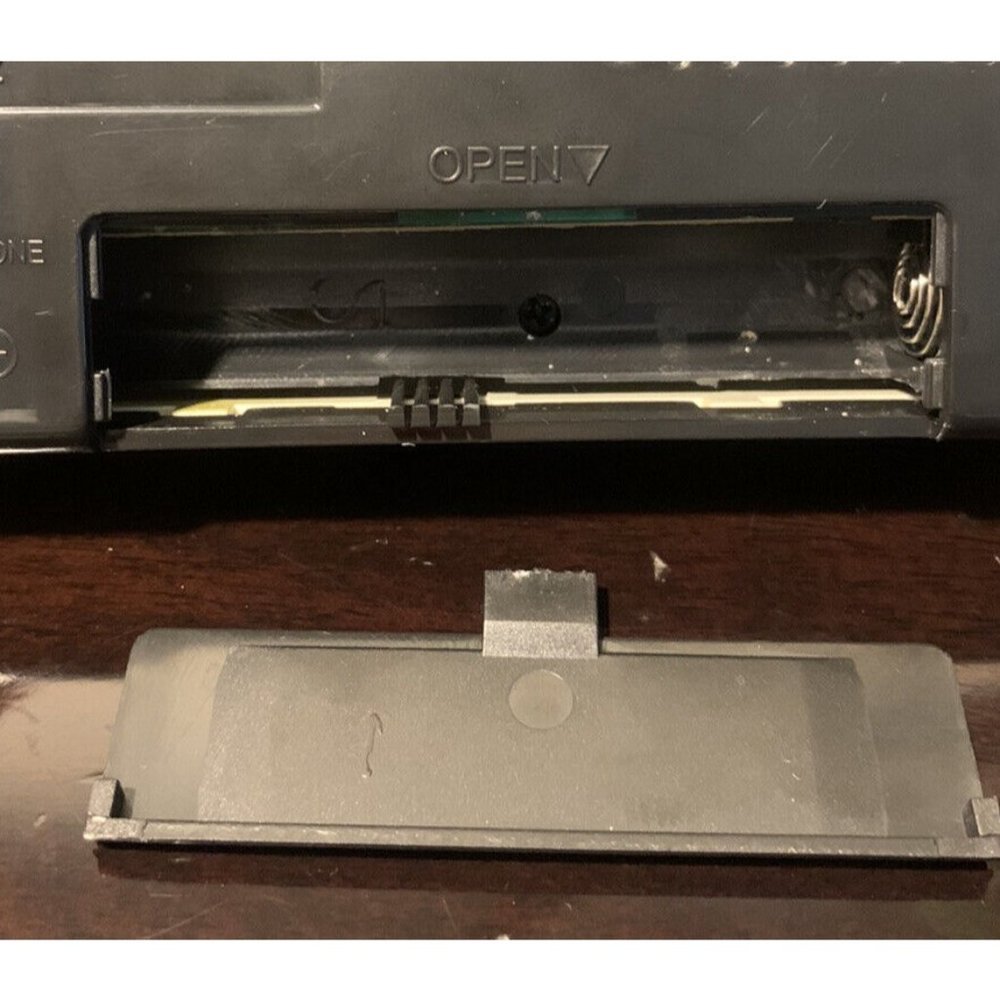 9 Band Receiver FM/AM/SW World Receiver. Tested & Working - Picture 10 of 12